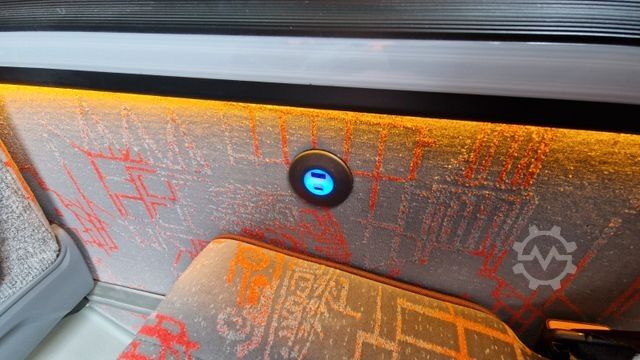 Minibus MERCEDES-BENZ Sprinter 420 Elektro bis zu 19 Schlafsessel