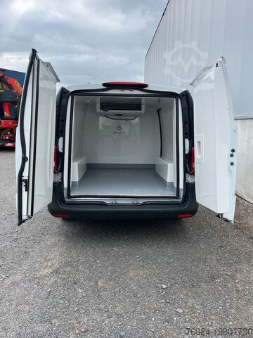 Gekoelde bakwagen Mercedes-Benz Vito VITO*NACHTKOELING*VRIEZEN-18°*CAMERA*ZIJDEUR