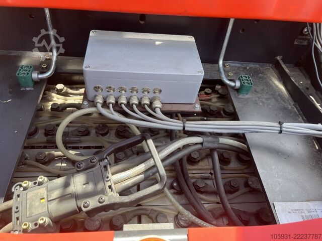 High Level Order Picker Linde V