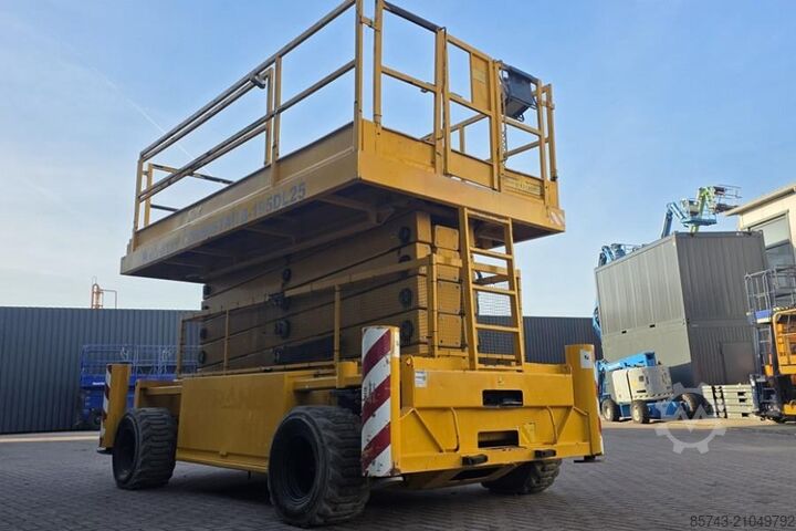 Schaarlift Holland Lift Combistar B-195DL25 4WD/P/N Diesel, 21.5m Working