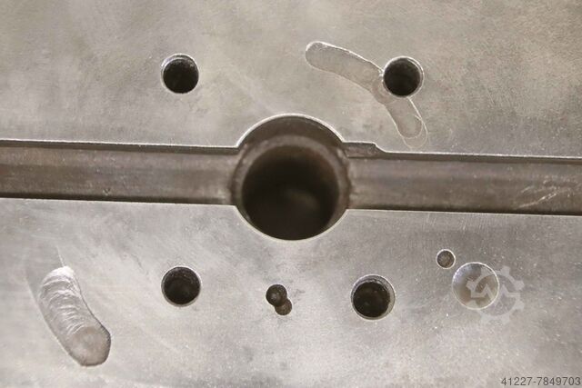 Round table unbekannt Ø 235 mm