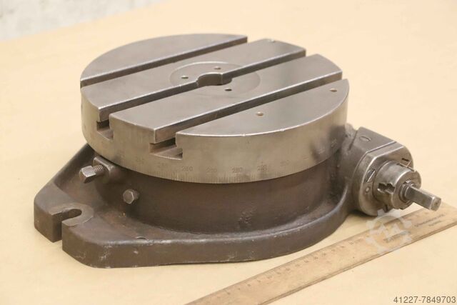 Round table unbekannt Ø 235 mm