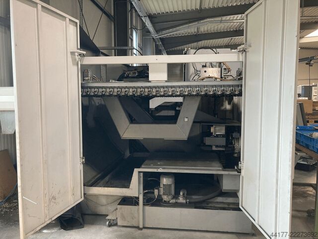 Centre de traitement universel DMG MORI DMC 60 T RS 3