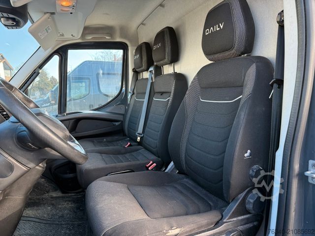 Bestelwagen met verhoogd dak IVECO Daily 35S21HA8 V/P*Kastenwagen*NAVI*