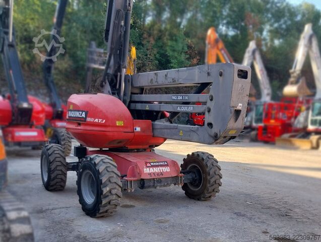Knikarmhoogwerker Manitou 180ATJ