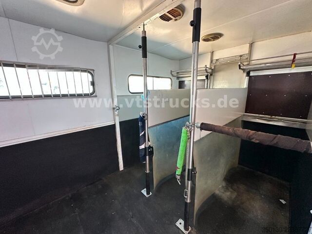 Kreaturvogn MERCEDES-BENZ Atego 1218L Pferdetransporter + Gimmel Anh.