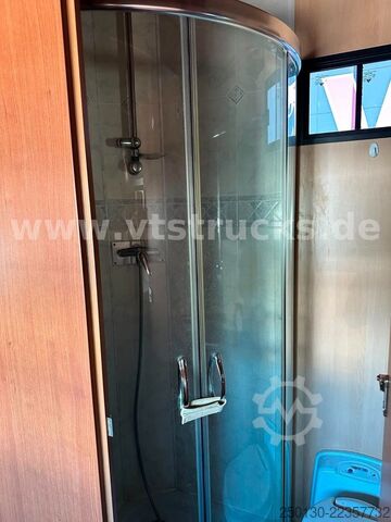 Kreaturvogn MERCEDES-BENZ Atego 1218L Pferdetransporter mit Wohnabteil