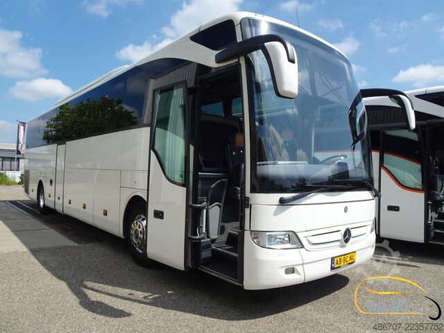 Autobus granturismo MERCEDES-BENZ Tourismo RHD-M/2A 57 Sitze EURO 6