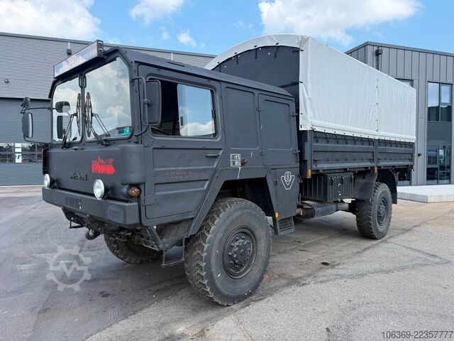 Ladbil med presenning MAN 5 To MIL 4x4 / Partytruck