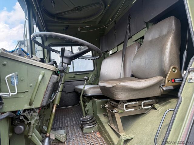 Ladbil med presenning MAN 5 To MIL 4x4 / Partytruck