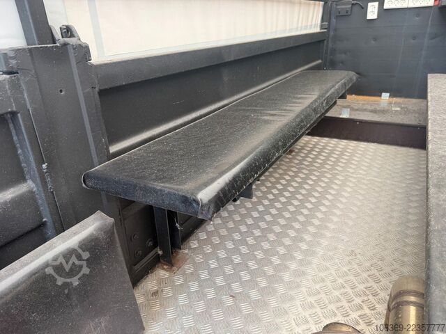Ladbil med presenning MAN 5 To MIL 4x4 / Partytruck