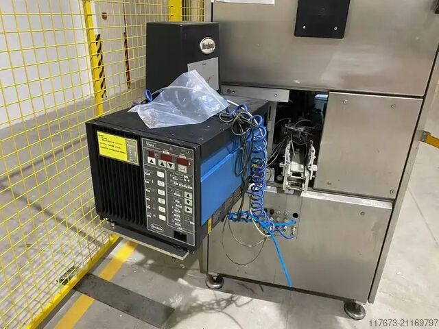 Máquina taponadora usada Tetra Pak Helicap 23 6000 bph Tetra Pak® Helicap 23