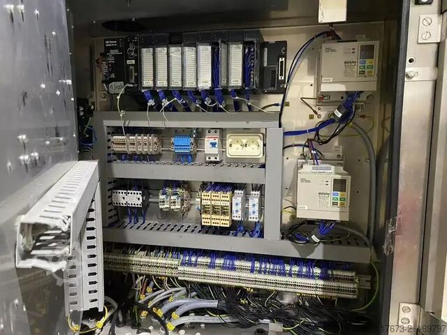 Máquina taponadora usada Tetra Pak Helicap 23 6000 bph Tetra Pak® Helicap 23