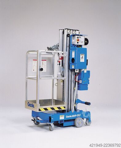 Elevação vertical Genie AWP-25S AC
