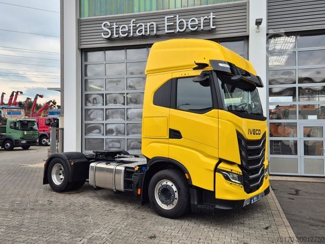Tractor estándar IVECO X-Way AS440X58T/FP ON 4x2 Hydraulik Mirror-Cams