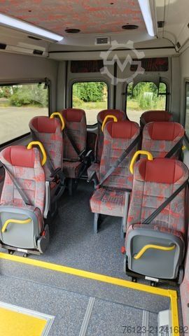 Autobús urbano MERCEDES-BENZ Lagerfahrzeug Bürgerbus Niederflur 9 Sitze