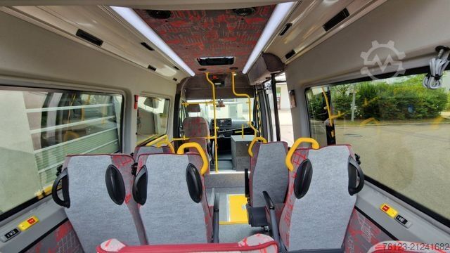 Autobús urbano MERCEDES-BENZ Lagerfahrzeug Bürgerbus Niederflur 9 Sitze