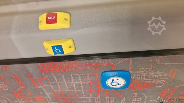 Autobús urbano MERCEDES-BENZ Lagerfahrzeug Bürgerbus Niederflur 9 Sitze