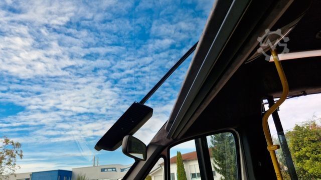 Autobús urbano MERCEDES-BENZ Lagerfahrzeug Bürgerbus Niederflur 9 Sitze