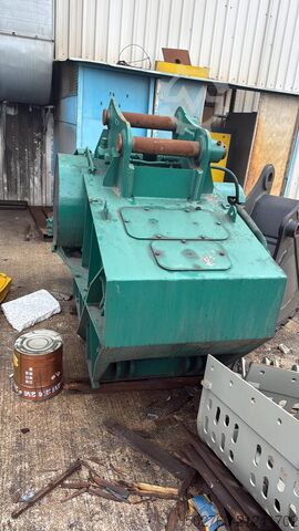 Bucket Galen Bucket Crusher UJ200 Second Hand