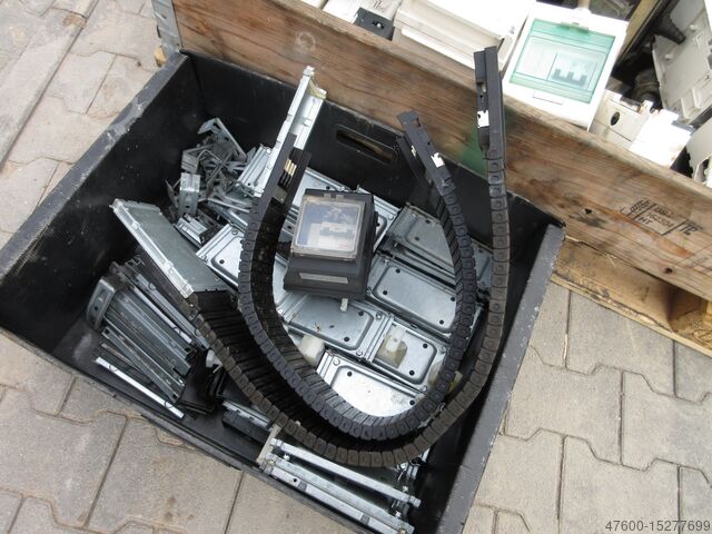 Stromschienen Stromschiene 100A Schneider Telemecanique KSA Bestand 85m KSA 100A incl Zubehör Abgangskästen etc