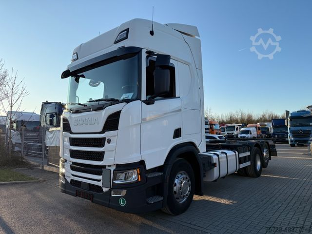 Camión con caja móvil SCANIA R450 BDF/LENKACHSE/2xTank/Retarder/Standklima