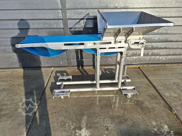 STC Transportbånd STC Conveyor belt