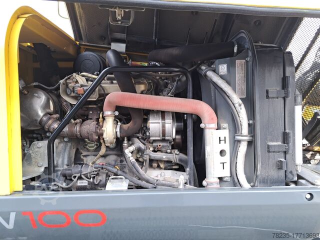 Escavatore mobile Wacker Neuson EW100 Verstellausleger