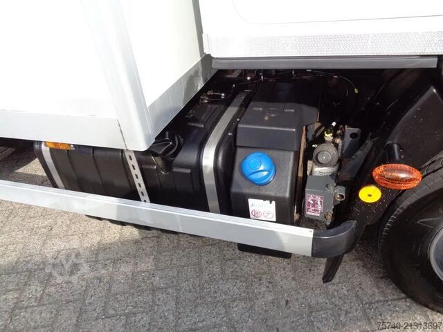 Telone scorrevole Iveco Eurocargo 80EL21 Manual + Euro 6 + Dhollandia Lift
