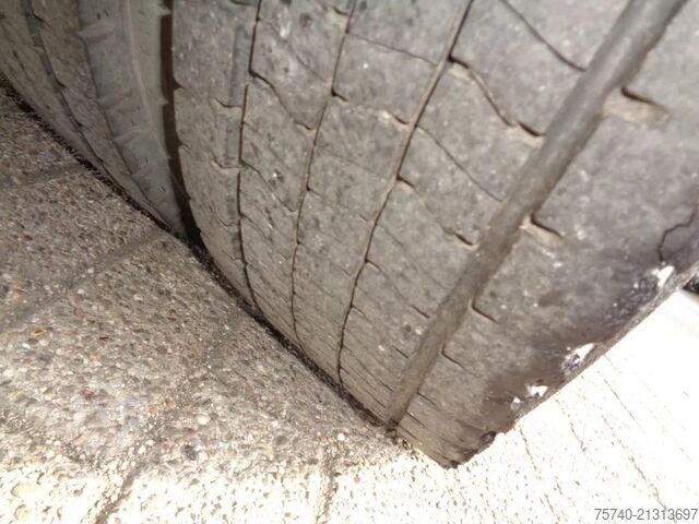 Telone scorrevole Iveco Eurocargo 80EL21 Manual + Euro 6 + Dhollandia Lift