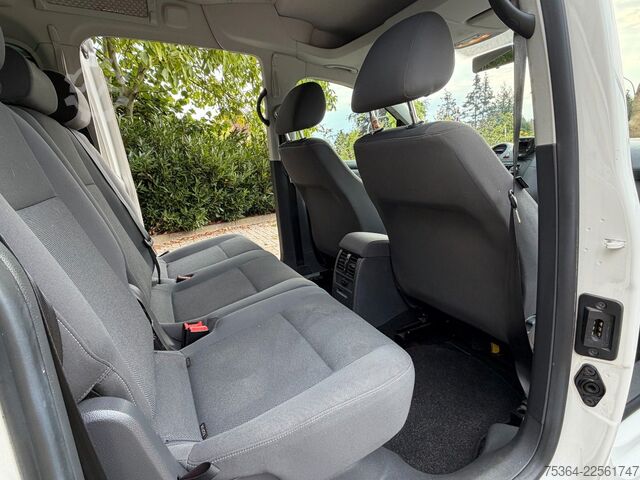 Minibus VW Caddy Maxi 1.6 Tdi 5 Sitze Rollstuhlrampe Klima