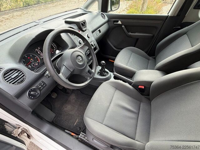 Minibus VW Caddy Maxi 1.6 Tdi 5 Sitze Rollstuhlrampe Klima