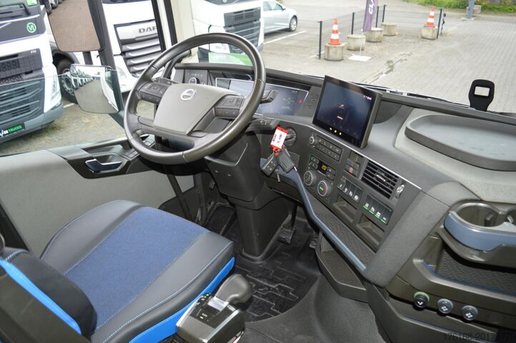 Standart traktör üni̇tesi̇ VOLVO FH 460 Globetrotter XL i-Save