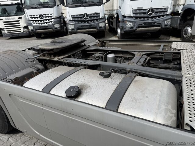 Standard dragbil Mercedes-Benz Actros MP3 1846 LS Megaspace