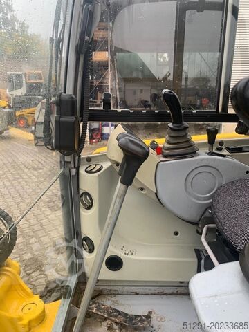 Mini-pelle Neuson 38Z3 RD