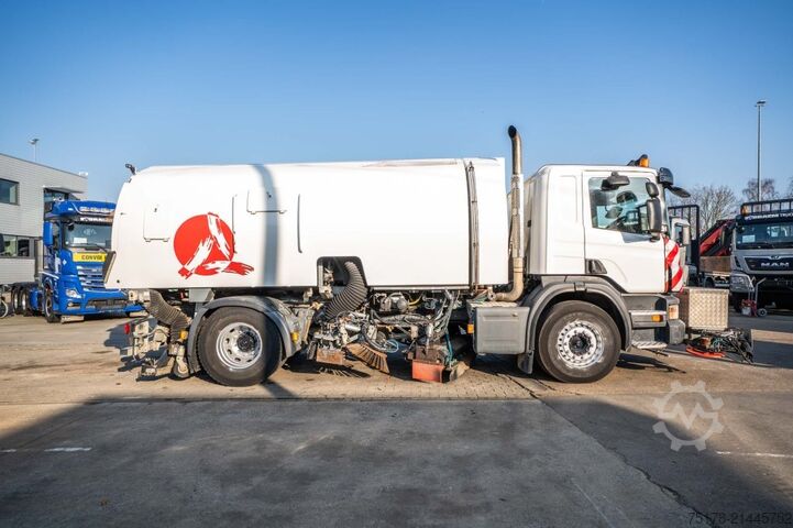 Kamionska čistilica SCANIA P280 - SCHORLINGER OPTIFANT 70