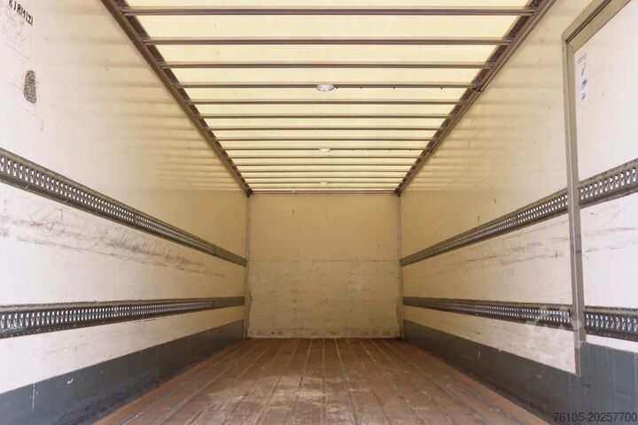 Bavul DAF CF 290 FA Bak+ klep Dhollandia 2000 kg