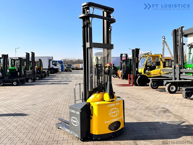 Cărucior cu stivuitor cu 4 căi Combilift WR / DUPLEX / 4.5M / 2017 / ONLY 30 H