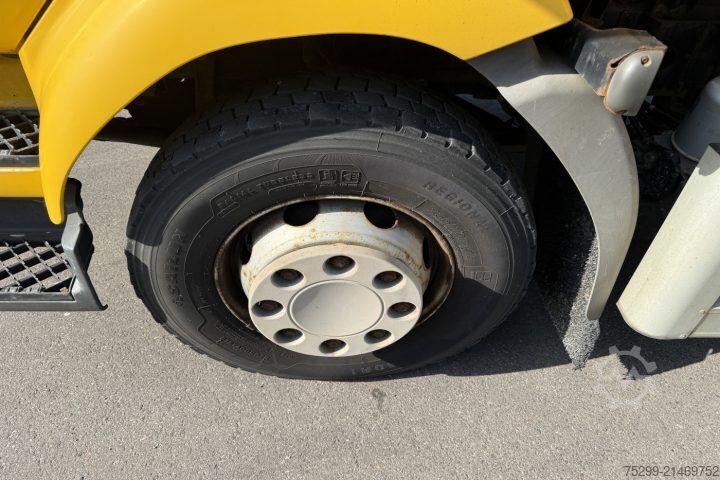 Dobozos teherautó Renault Midlum 280.16 Koffer/HB Motorschaden / Swiss-Vehicle