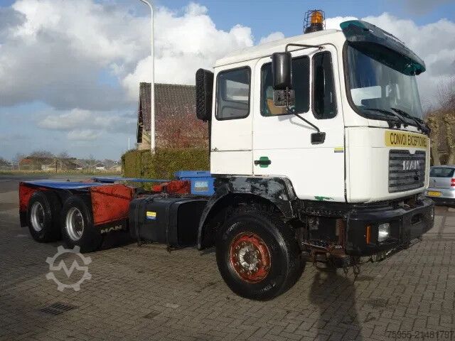 Duże obciążenie MAN 33 F2000 33-364 TREKKER CHASSIS,STEELSPRINGS