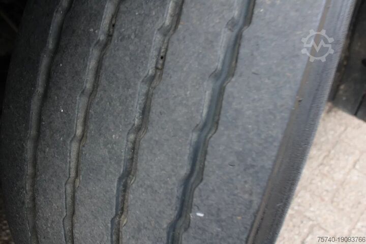 Standard-SZM Iveco Stralis 460 + 6X2 + RETARDER + EURO 6 + SPOILERS