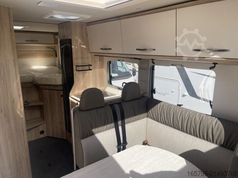 Félintegrált lakóautó Eura Mobil Profila T 695 EB Mondial Edition 180 PS * Automatik * Lithium