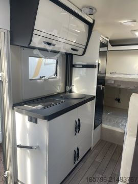 Alkóvos lakókocsi Forster A 699 DVB 3,5 t * 140 PS * Winterpaket