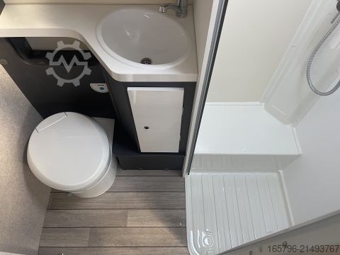 Alkóvos lakókocsi Forster A 699 DVB 3,5 t * 140 PS * Winterpaket