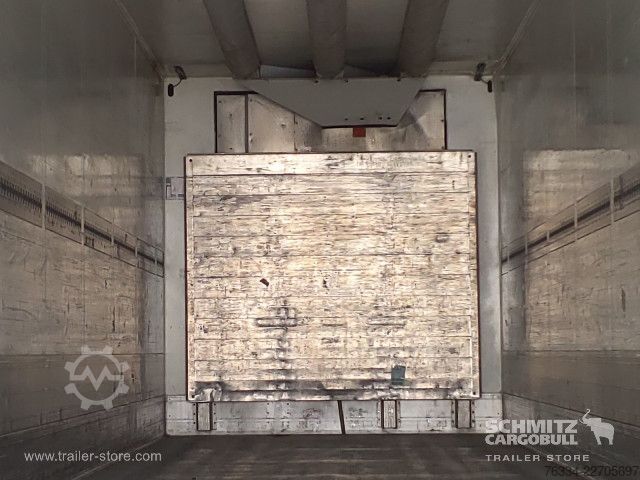 Koeloplegger Schmitz Cargobull Semitrailer Reefer Standard Hayon