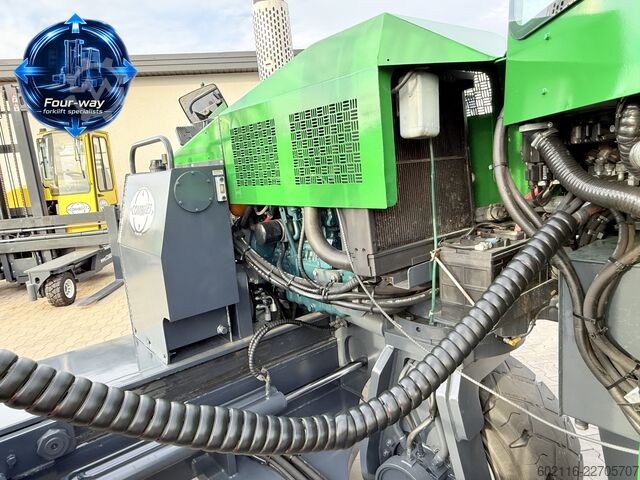 Négyirányú targoncát Combilift C6000 DIESEL DUPLEX 4600 POSITIONER