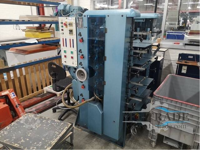 Máquina de ajuntamento / Recolhedora TMF N10