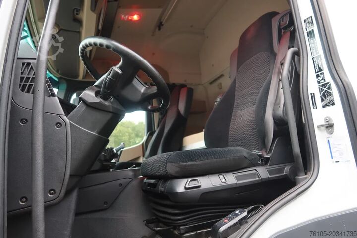 Kofer Mercedes-Benz Actros 1924 L Bak + Dhollandia klep 2000 KG + e...