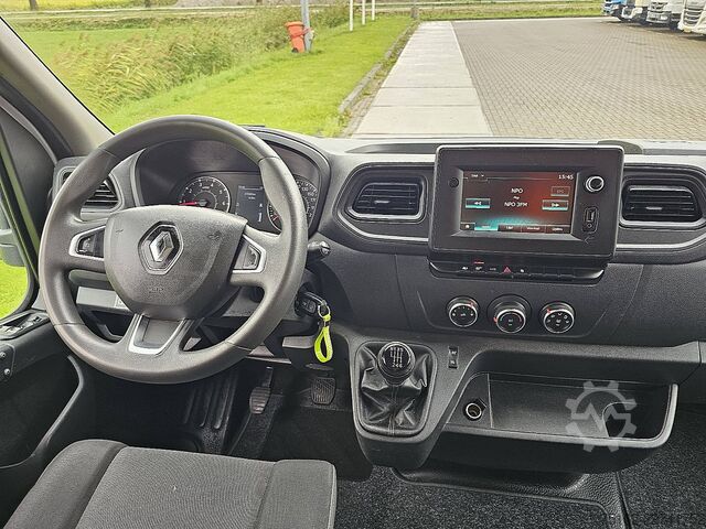 Bakwagen RENAULT MASTER T35 ac camera EURO6