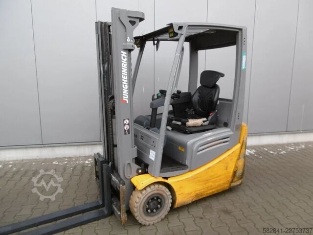 Stivuitor frontal JUNGHEINRICH EFG 215 SP115-310ZZ